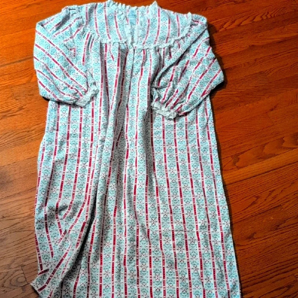 Lanz Of Salzburg - Vintage 70's Holiday Ugly Christmas Flannel Robe - Picture 2 of 4